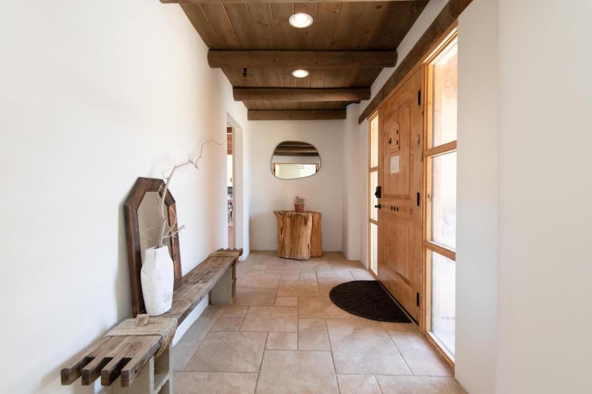 Renovated Lodge - Room 1 With Pool Access Joshua Tree Buitenkant foto
