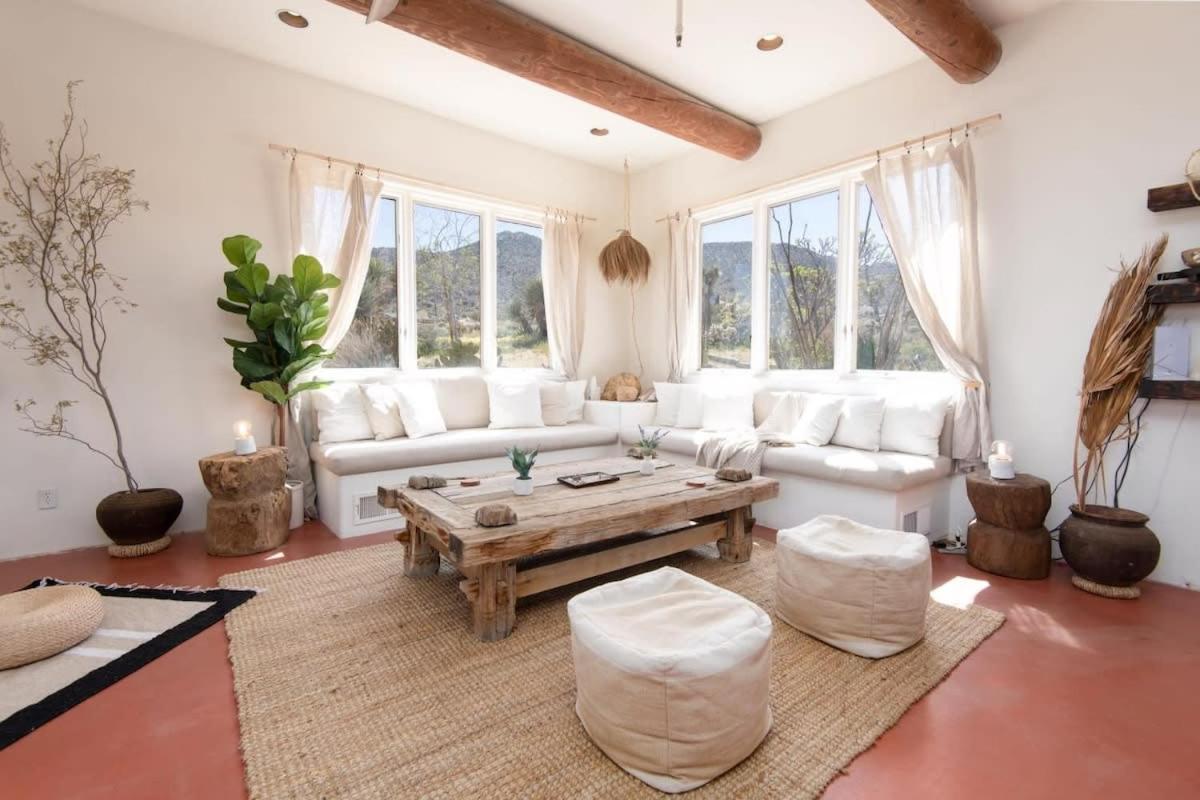 Renovated Lodge - Room 1 With Pool Access Joshua Tree Buitenkant foto